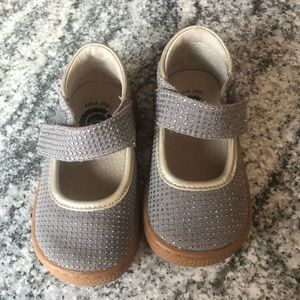 Livie & Luca toddler size 5